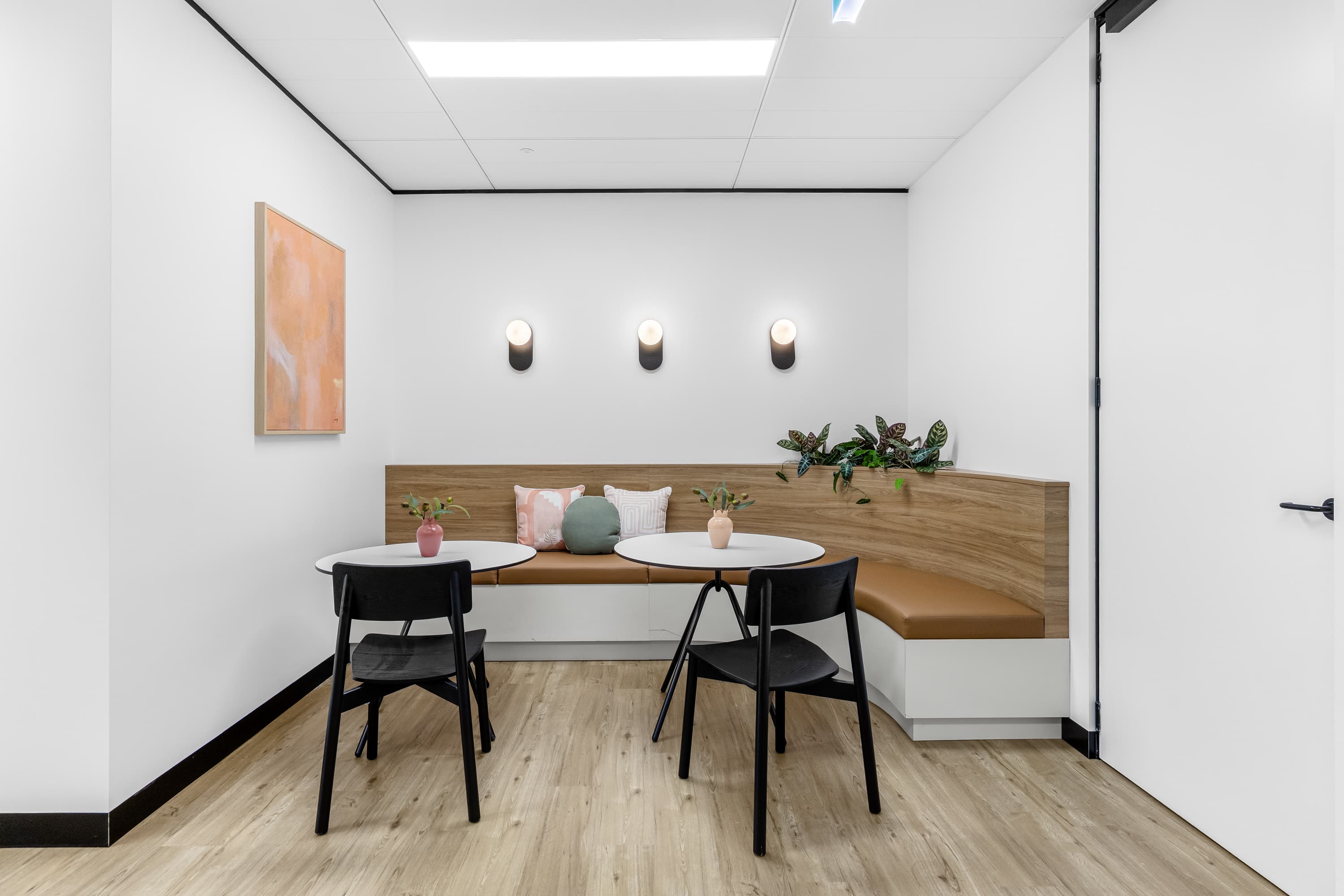 BRAND NEW OFFICE FITOUT - LAST REMAINING SUITE! - Image 7