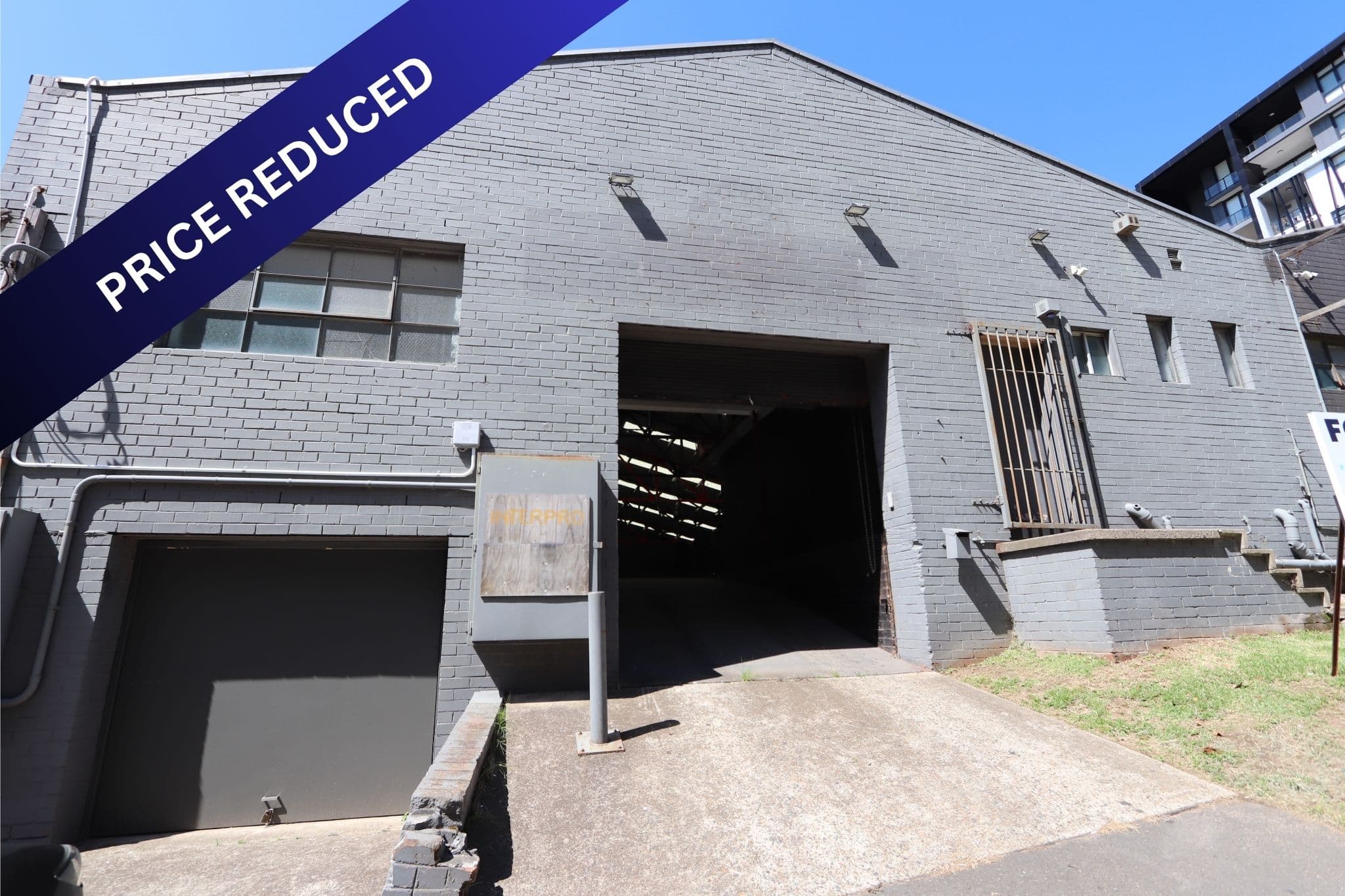PRICE REDUCED - SECURE. SPACIOUS. STRATEGIC. 405m² Ryde Warehouse