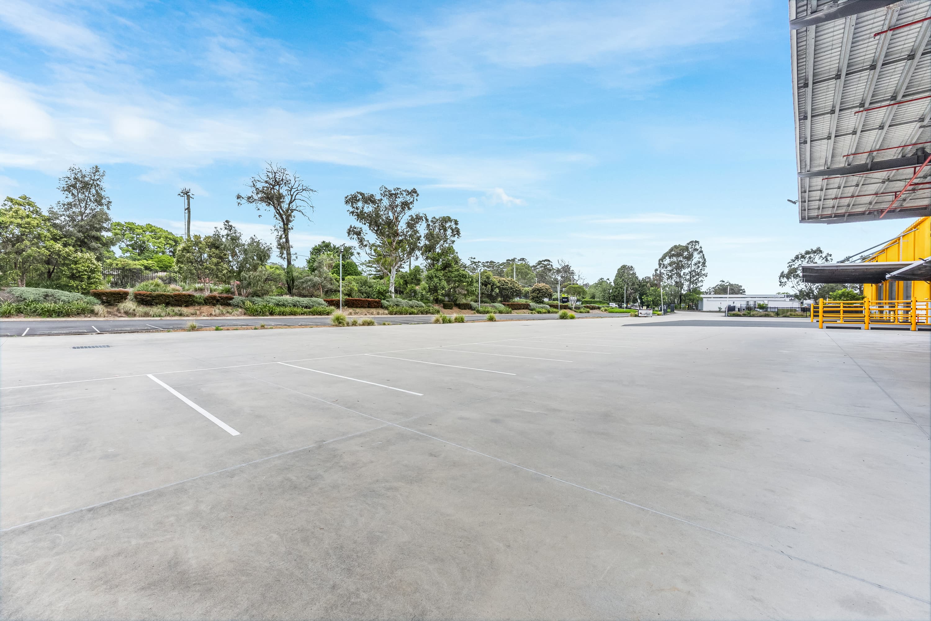 Modern Distribution Centre Offering Scale, Access & Exposure - Image 7