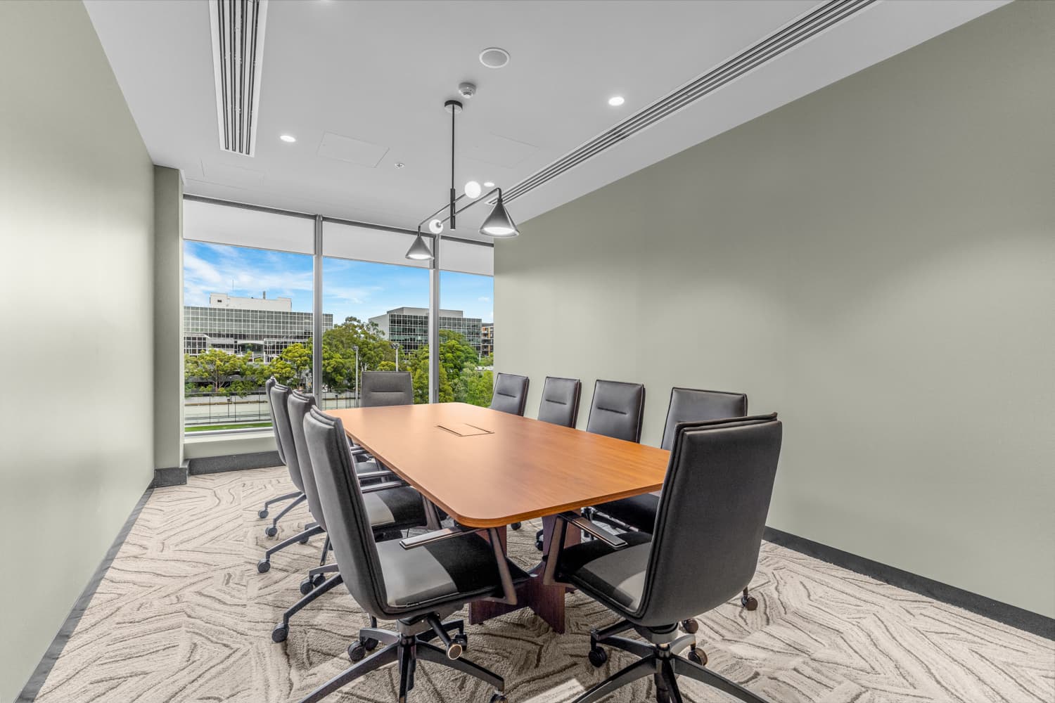 Brand New Fitted Office Suites – Ample Parking - Image 8
