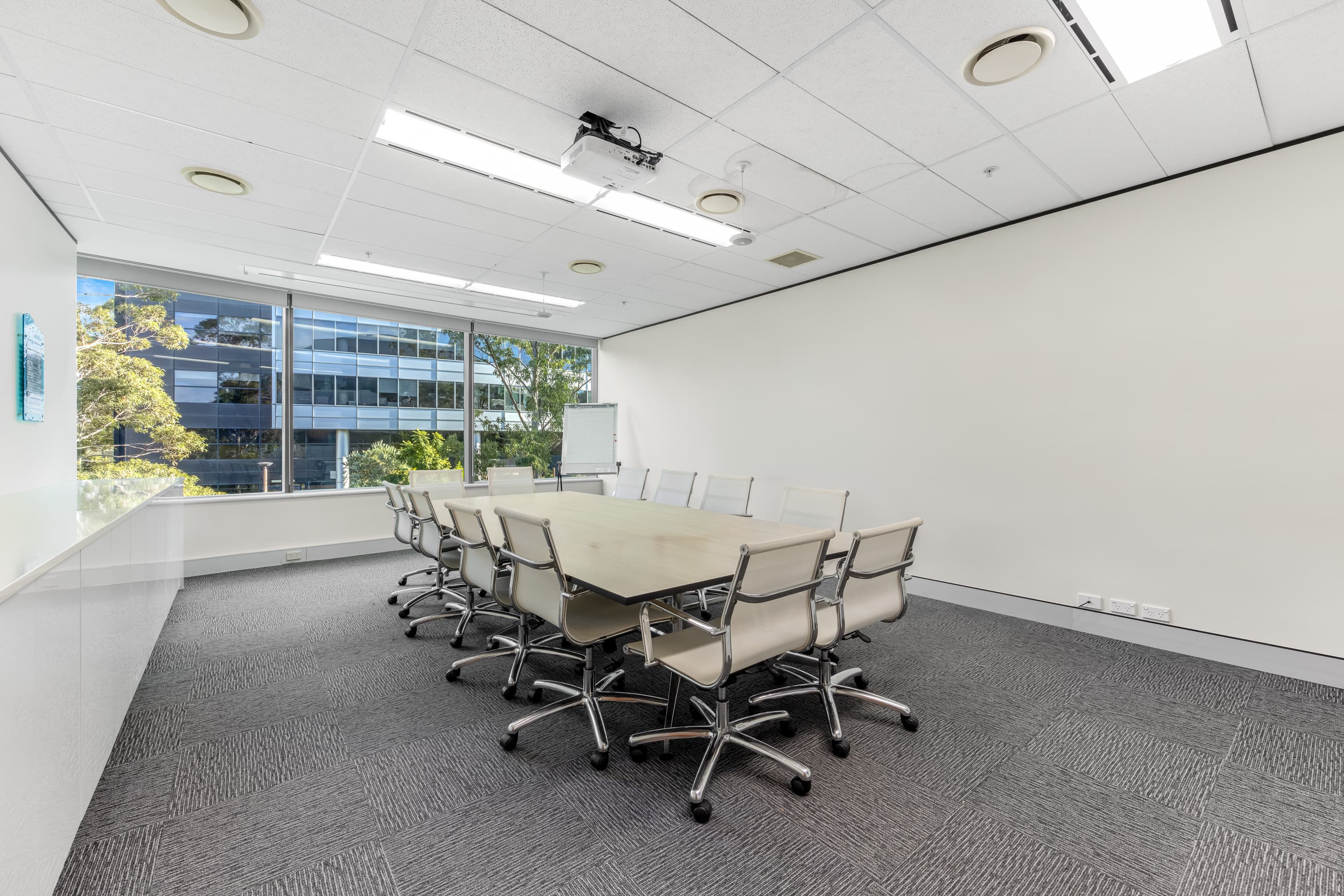 Fitted Sublease | 304 m² | A-Grade Building - Image 6