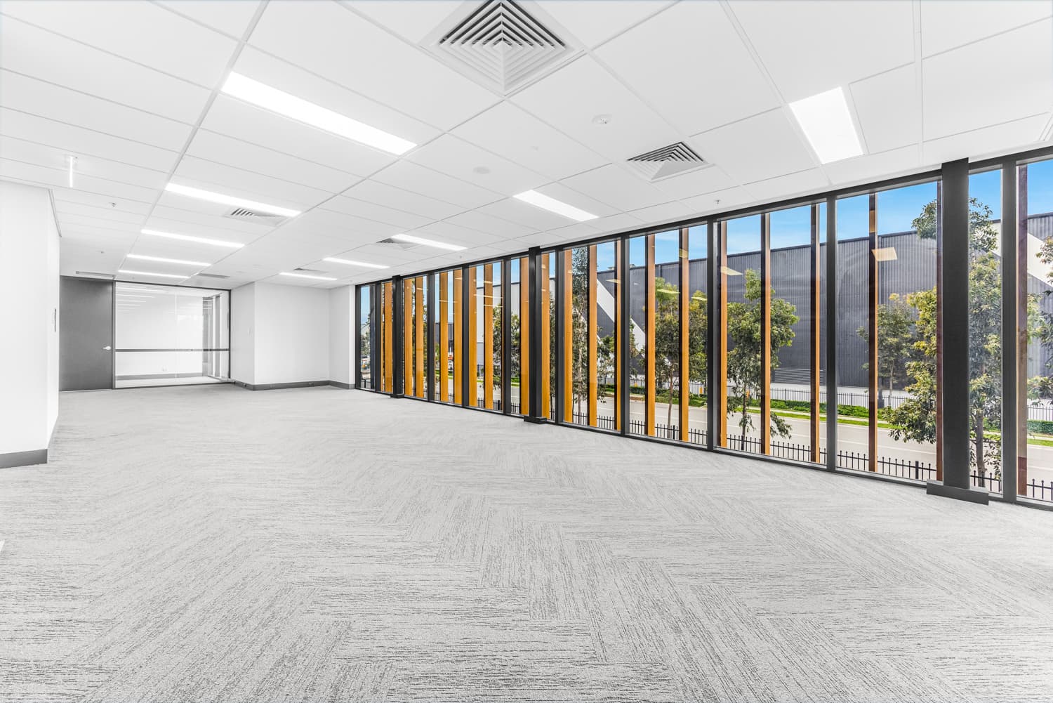 Short-Term Sub-Leasing Opportunity | Aggressive Rental – From $110/m² Net - Image 8