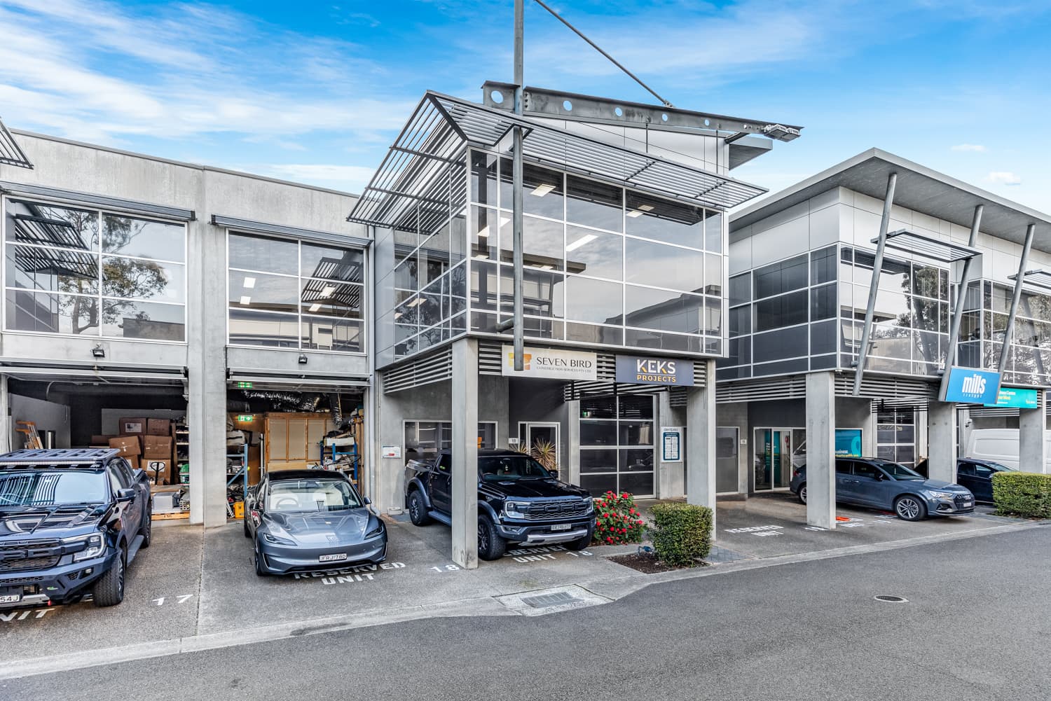 WAREHOUSE + INCOME: VACANT WAREHOUSE WITH SECURE LEVEL 1 TENANT